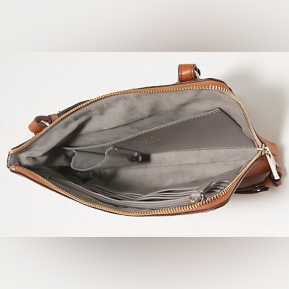 Vince Camuto Leather Crossbody -Tania-NWT - Picture 3 of 3